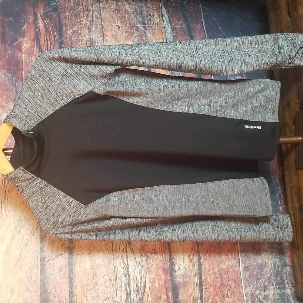 REEBOK | Dri Fit High Neck Running Top